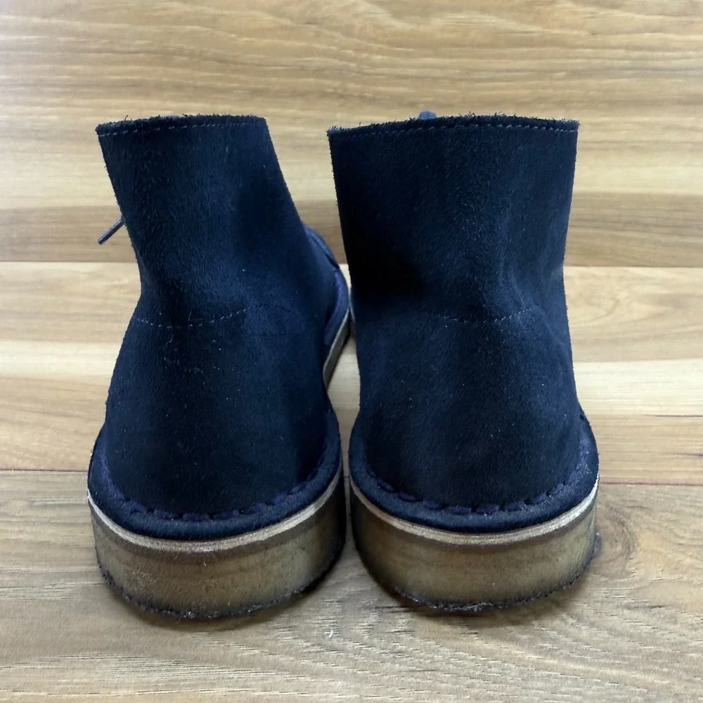 Clarks‎ Charles F Stead Chukka Boots Womens 8 M Navy Blue Suede Ankle